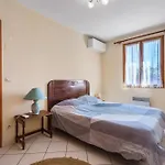 Jolie Maison Proche De La 라론드레모레