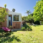 Jolie Maison Proche De La *