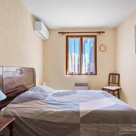 Jolie Maison Proche De La Сasa de vacaciones *